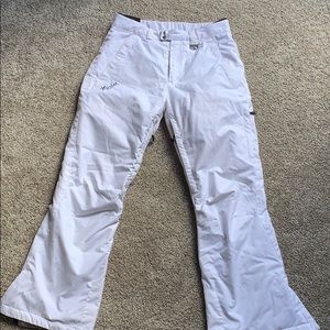 Women’s snowboard pants